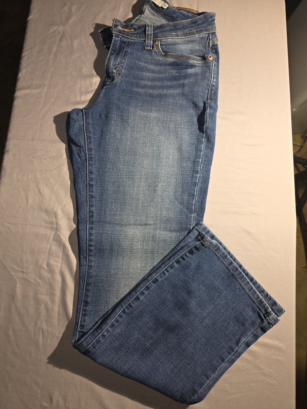 Levi's 529 Women's Boot Cut Jeans in Medium Blue Wash - 31" Inseam